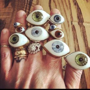 Eye rings